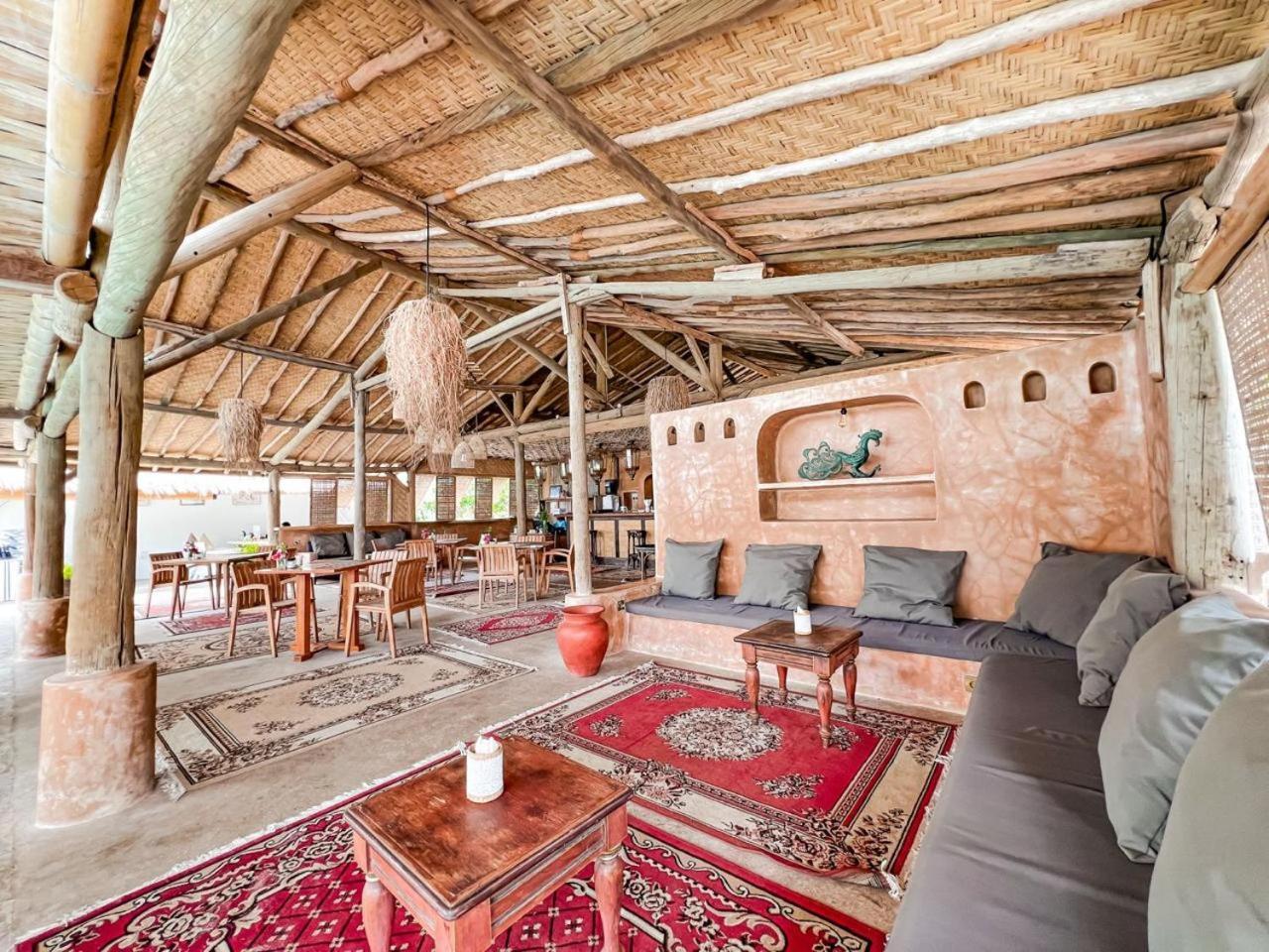 Bungalow Cafe Gili Beachfront Gili Meno Exterior foto
