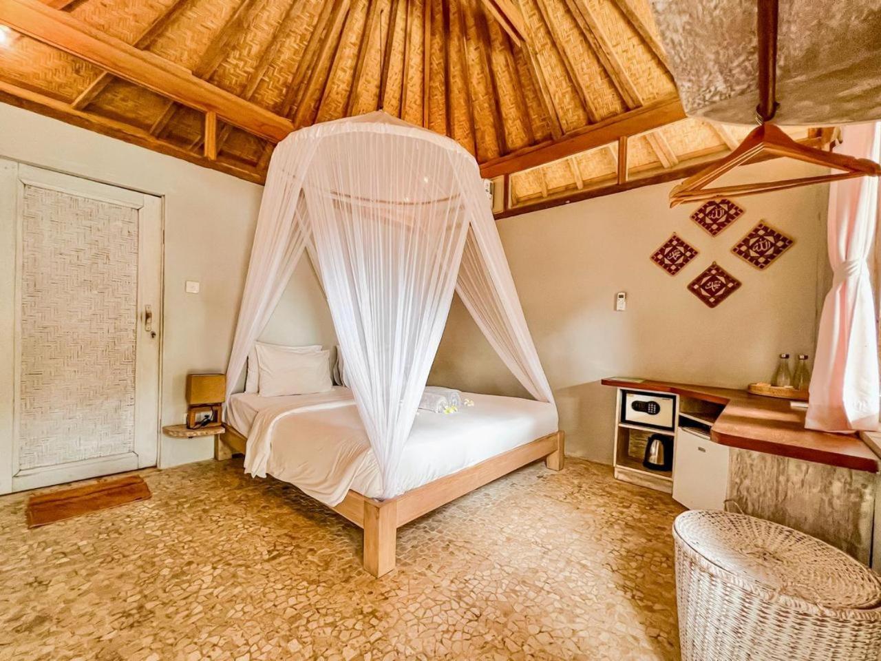 Bungalow Cafe Gili Beachfront Gili Meno Exterior foto